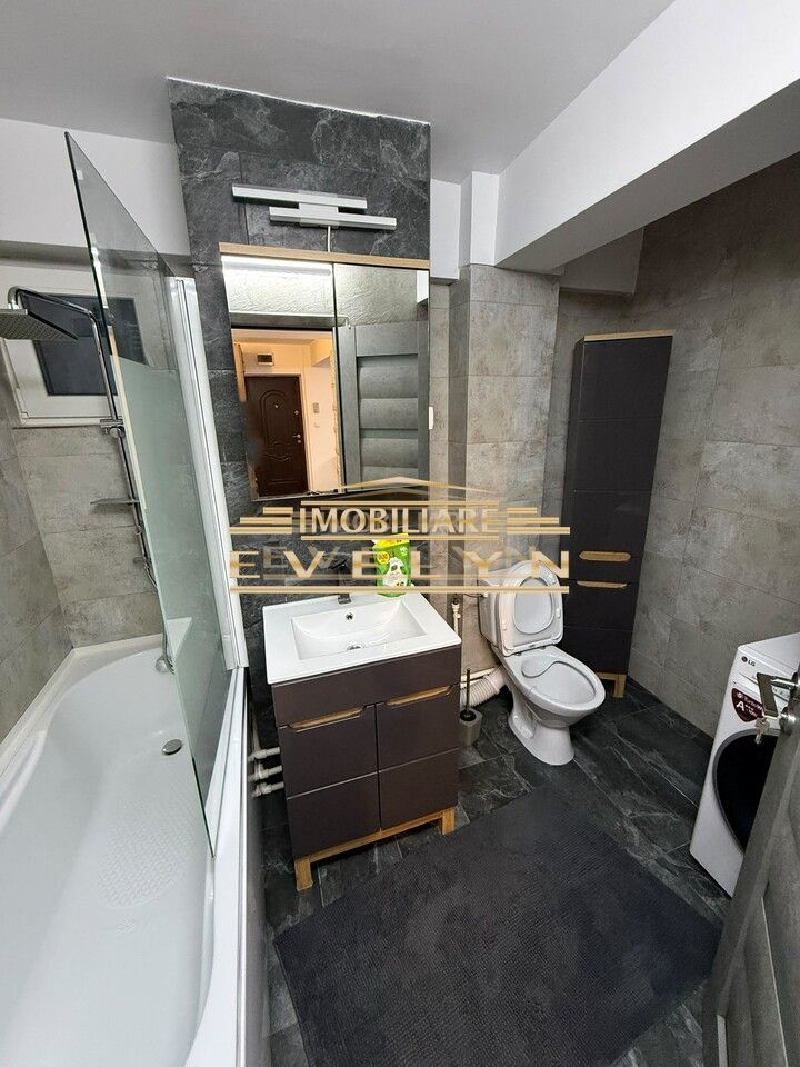 Apartament 3 camere de vânzare – Str. Ion Pilat - Poză 11