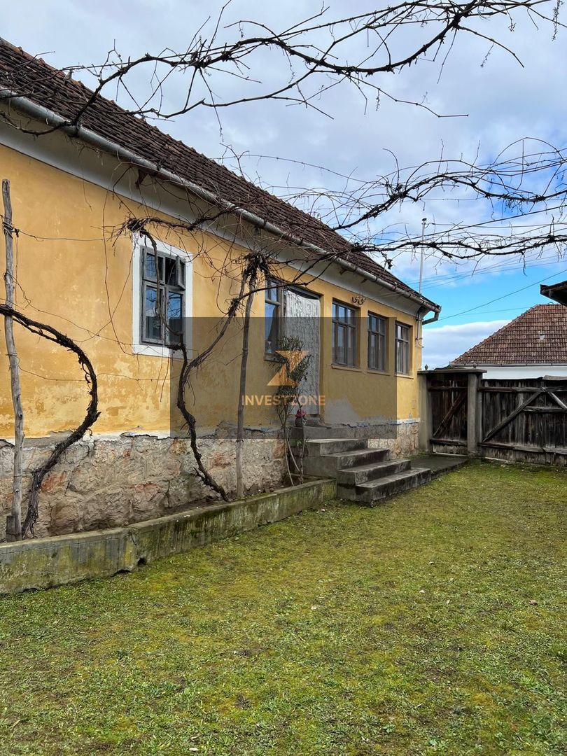Casa de vanzare Vadu Crisului - Poză 2