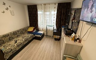 Apartament cu 3 camere, renovat integral, mobilat și utilat - Poză 4