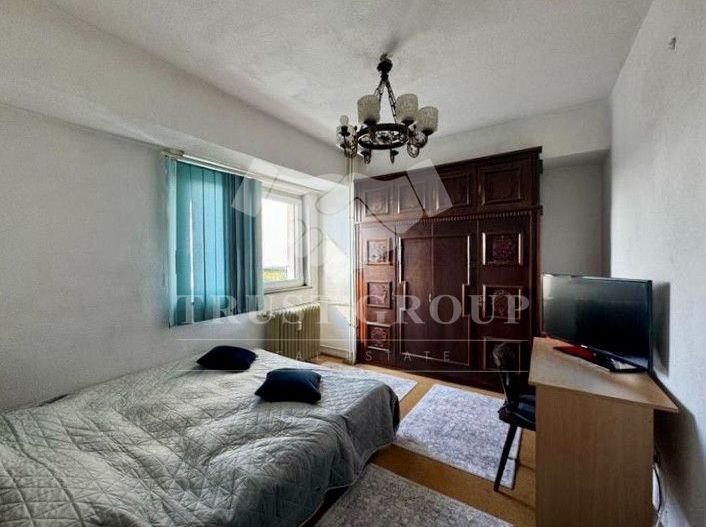 Apartament 3 camere Titulescu-Banu Manta | Imobil 1978 | Vedere spate - Poză 8