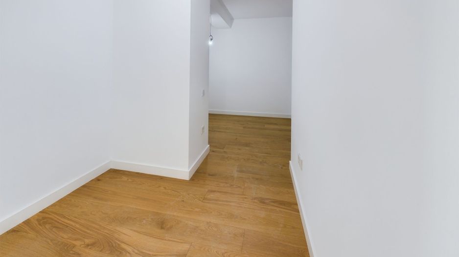 Apartament 3 camere nou la 2 min  de Cambridge School of Bucharest - Poză 10