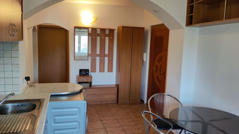 APARTAMENT  4 CAMERE C.ARADULUI 650 EURO - Poză 1