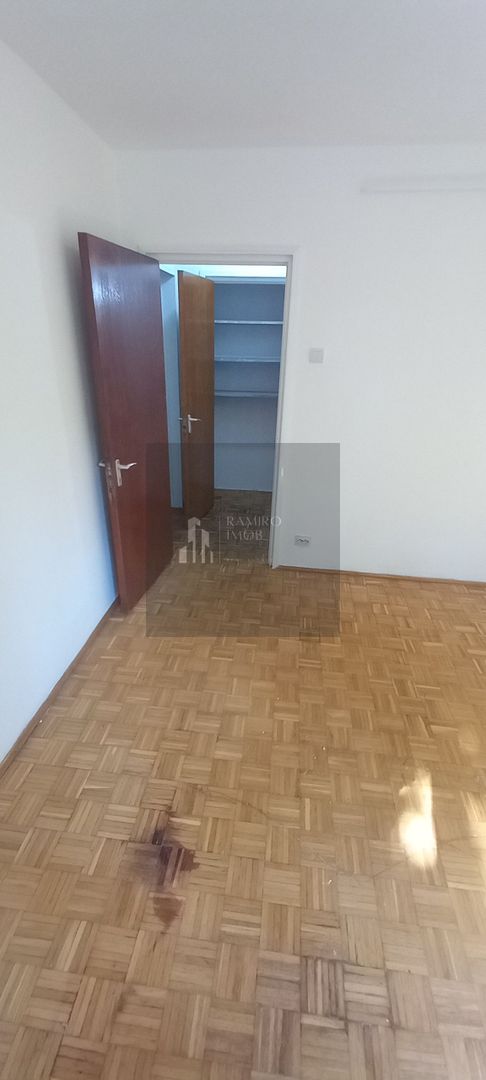 Apartament 2 camere decomandat Drumul Taberei - Poză 7