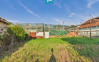 Casă în centrul localității Dezna, județul Arad - Poză 10