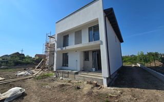 1/2 Duplex Zona Dealul Furcilor 4 Camere, 300mp Teren, 60mp Subsol - Poză 1
