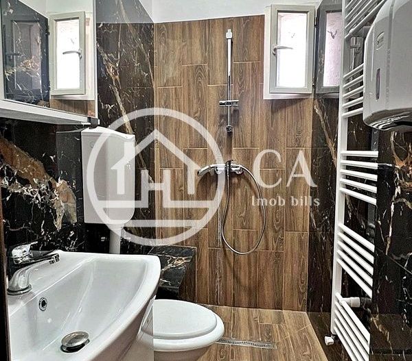 Spațiu birouri de închiriat cu 3 camere în zona Ultracentrala, Oradea - Poză 6