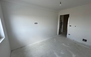 Aproape de benzinaria ESO. Finisaje la alegere - Poză 12