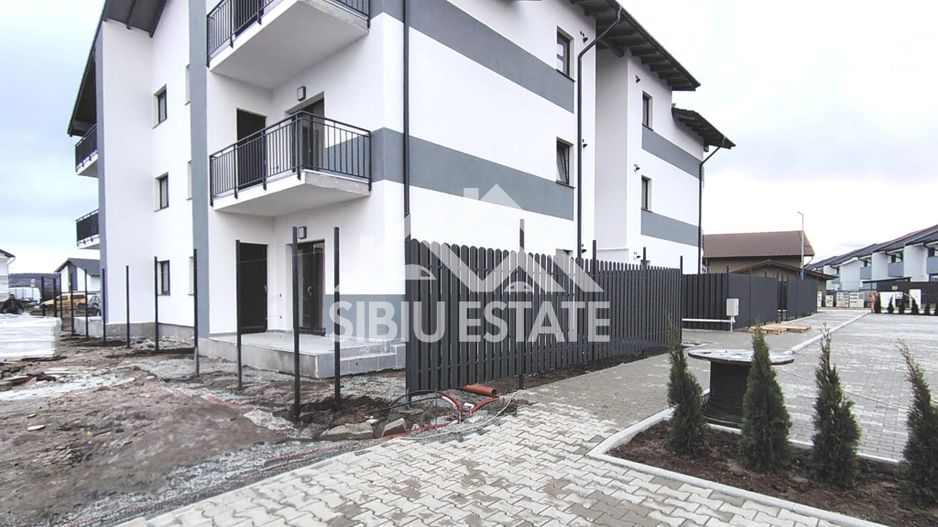 Apartament 2 camere, balcon cu boxa, parcare, NOU - Poză 4