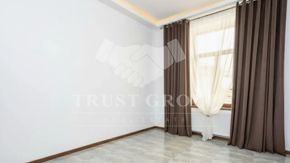 Apartament in vila- Unirii, str George Georgescu | Curte 70mp | Pivnita & Pod - Poză 3