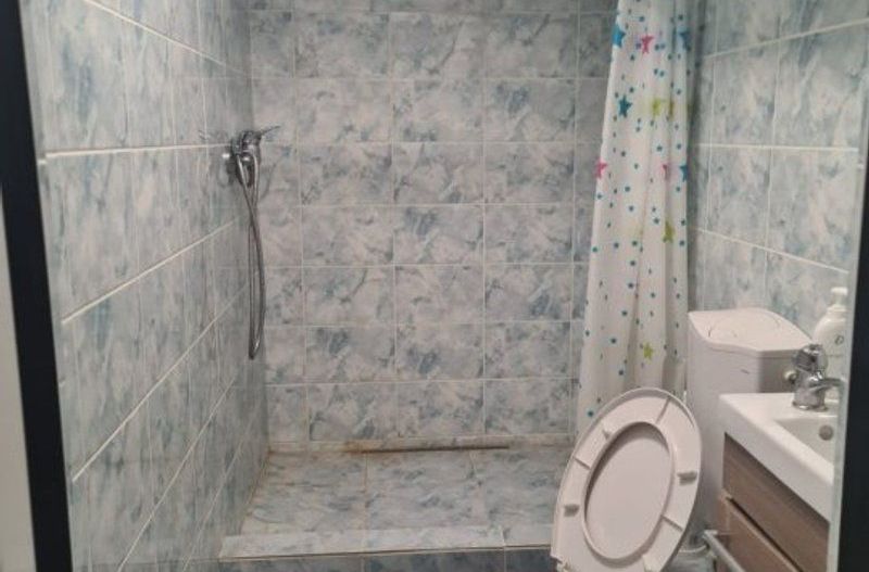 Garsoniera mobilata si utilata - zona garii 200 euro - Poză 6