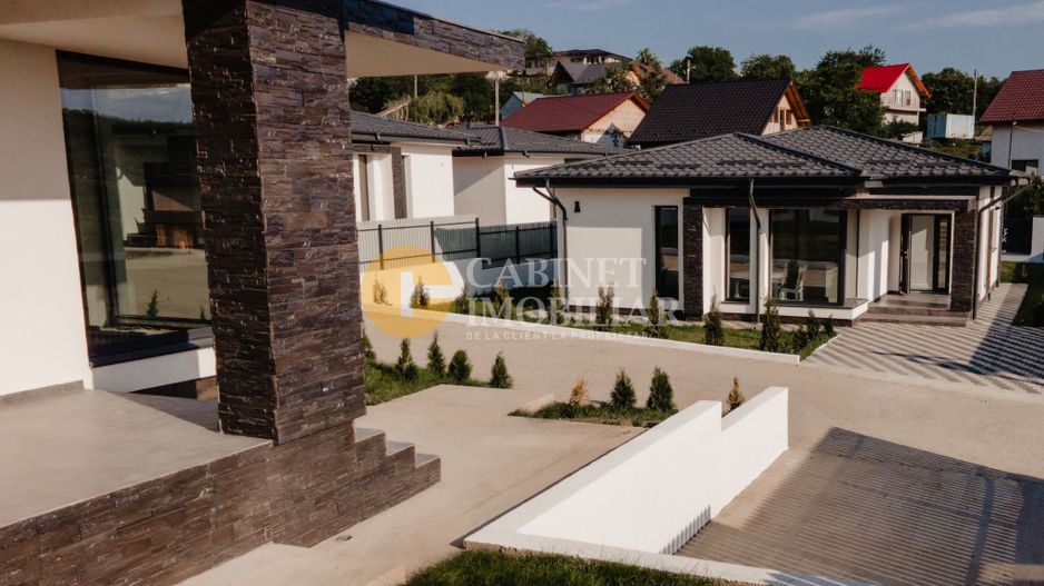 Casa individuala LA ASFALT - parter - PREMIUM - Visan, Bucium - Poză 4