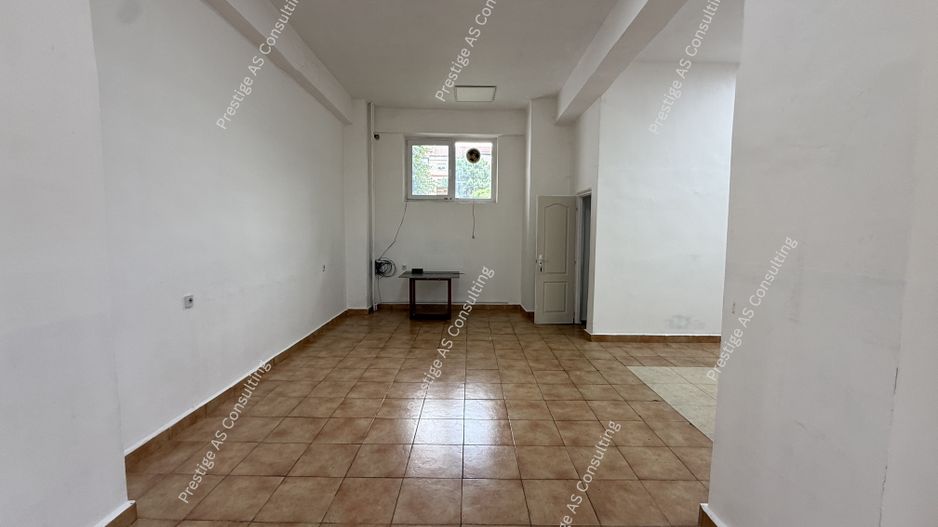 Spatiu comercial Parter cu Vad comercial | 80mp Soarelui-Uranus Plaza - Poză 6
