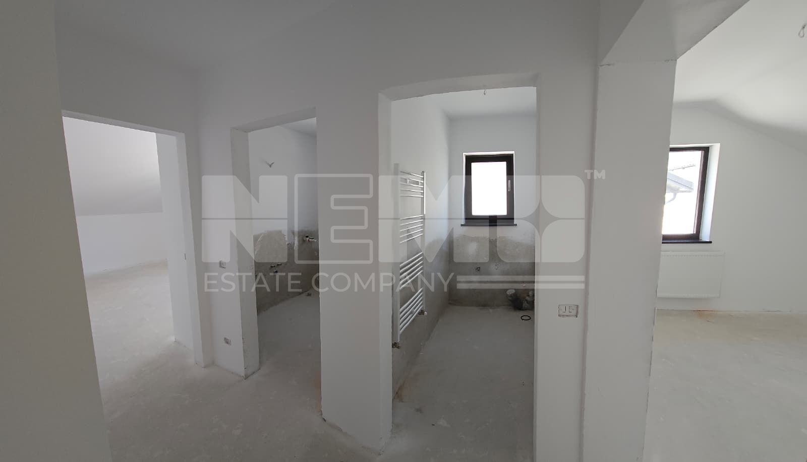 Apartament cu 3 Camere  78 mpI Suceava/Complex La Stejari I 106.000E - Poză 21