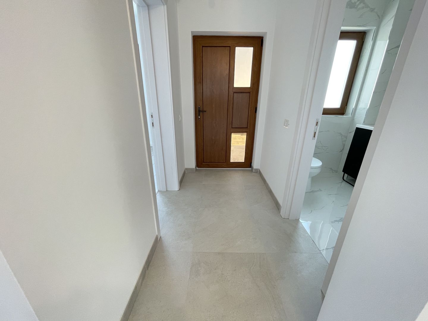 Duplex despartit prin spatiu tehnic - Poză 11