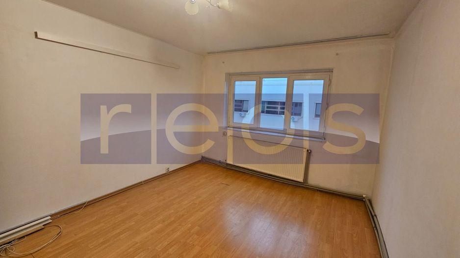 DE VANZAREA AP 2 CAM 55 MP| DRUMUL TABEREI | SEMIDECOMANDAT | METROU - Poză 4