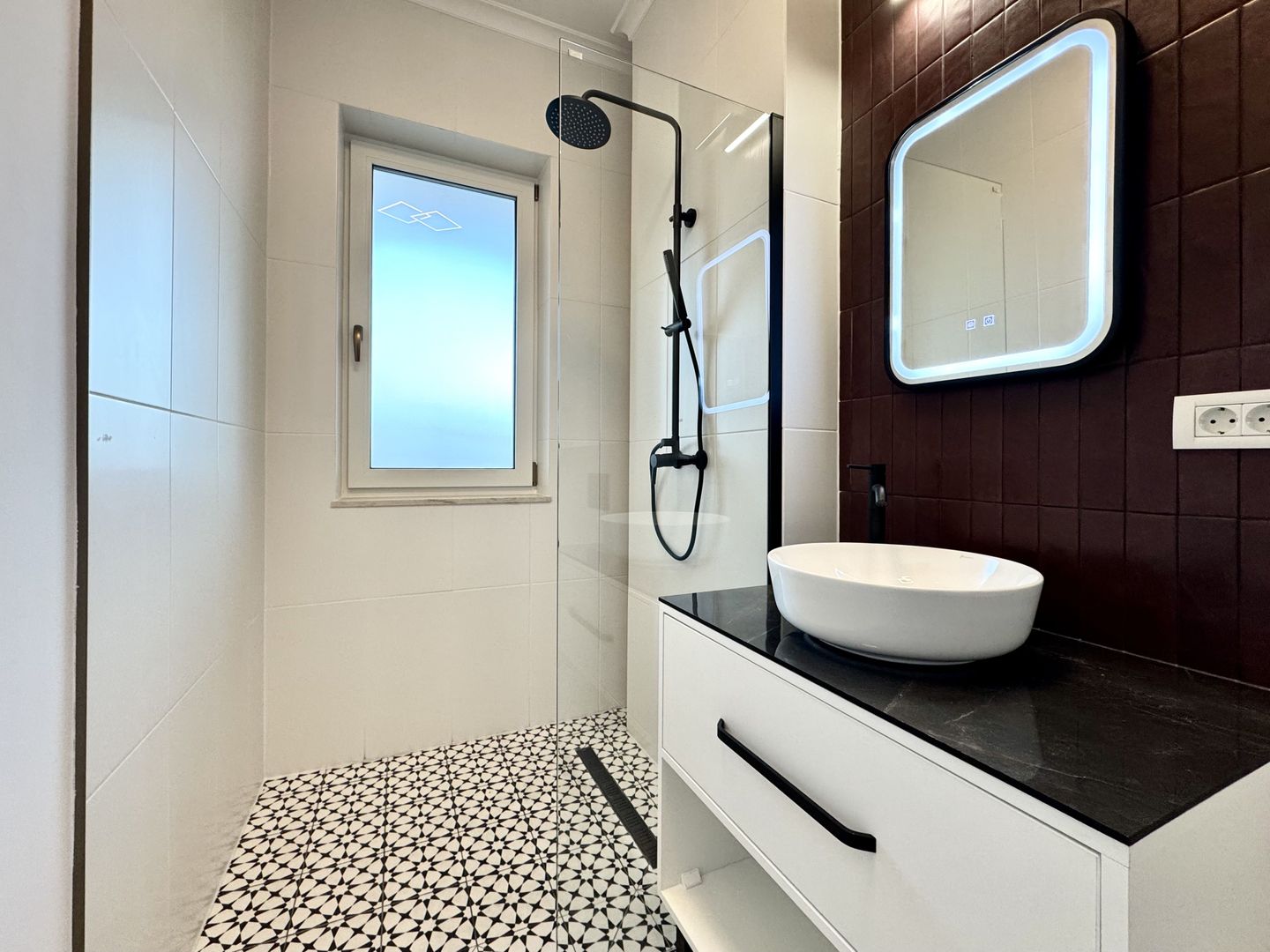 Duplex modern cu grădină, la intrare în Moșnița Nouă - Poză 20