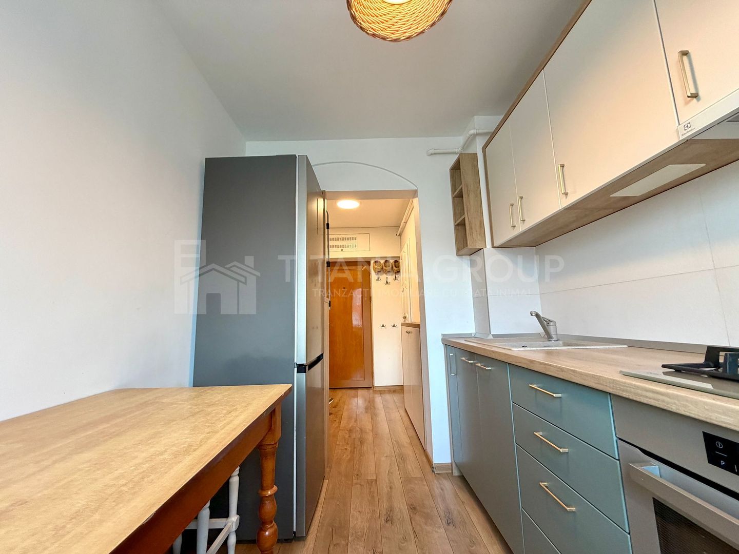 Apartament 2 camere, Victoriei | parcare și boxă - Poză 4