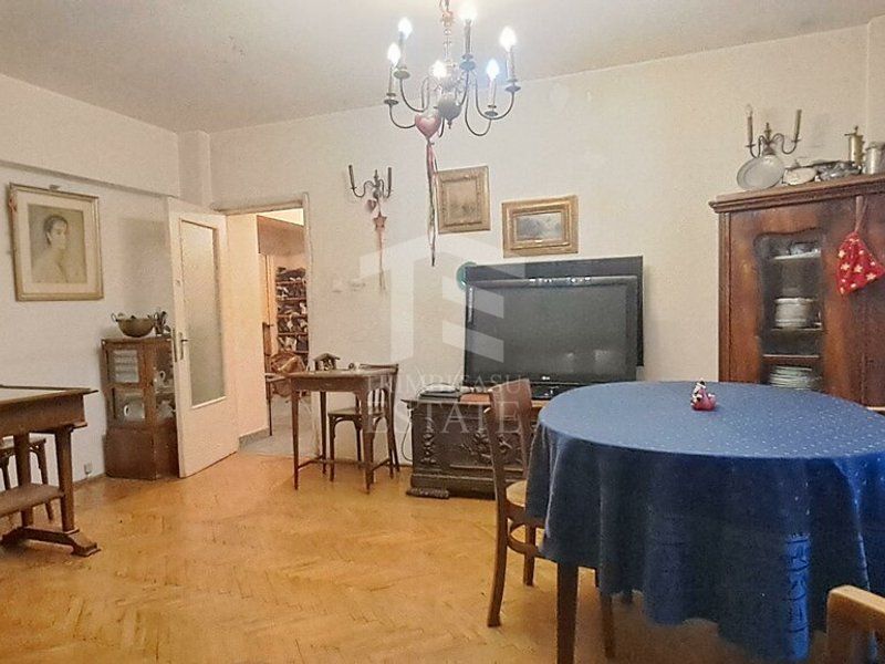 4 camere | 137 mp | Matei Voievod - Poză 5