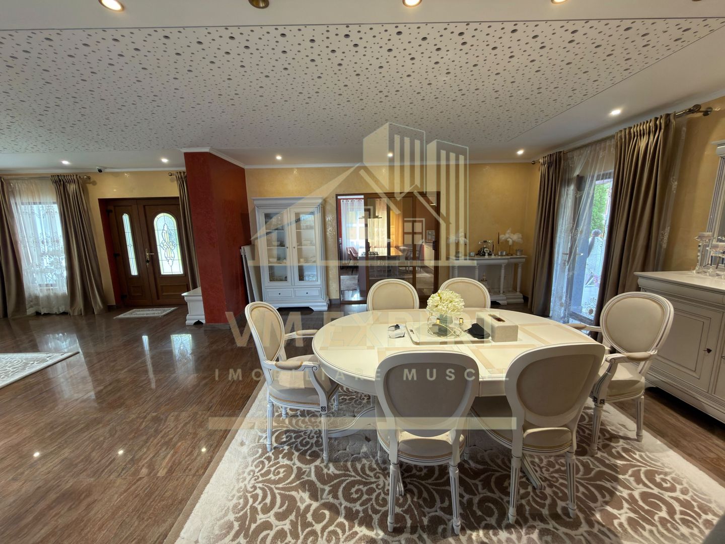 CASĂ 5 CAMERE TEREN 1600 MP CAMPULUNG - Poză 14