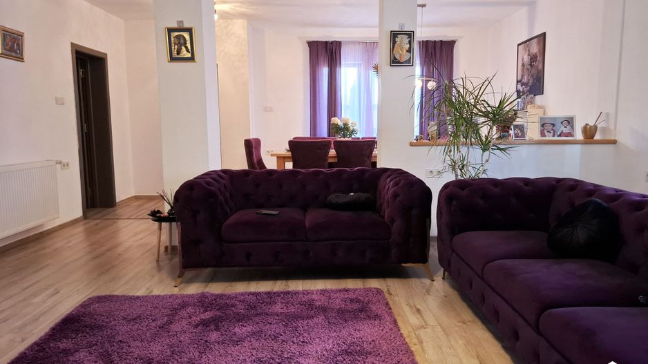 Vila cu 7 camere de vanzare in Paulesti - Poză 3