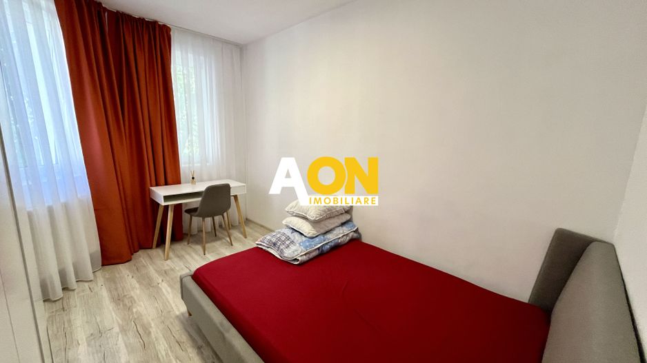 Apartament cu 1 Cameră, Etaj 1, Zona Piață - Poză 3