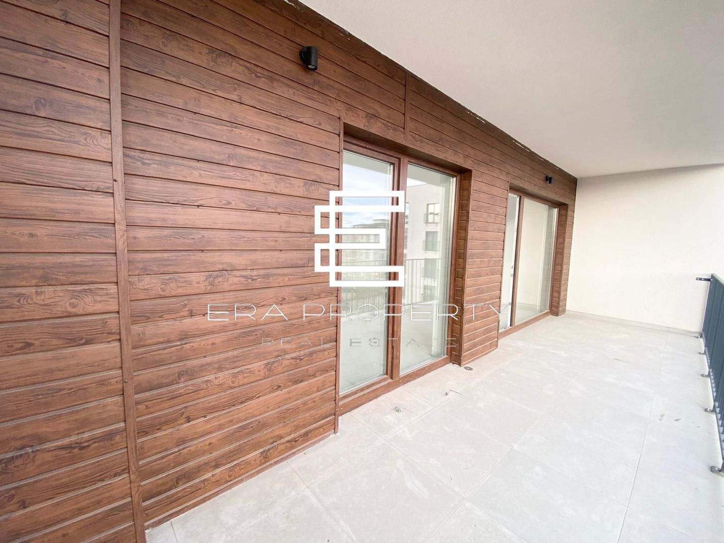 Apartament 3 camere – Etaj intermediar – Bloc cu lift si boxa inclusa – Sibiu - Poză 11