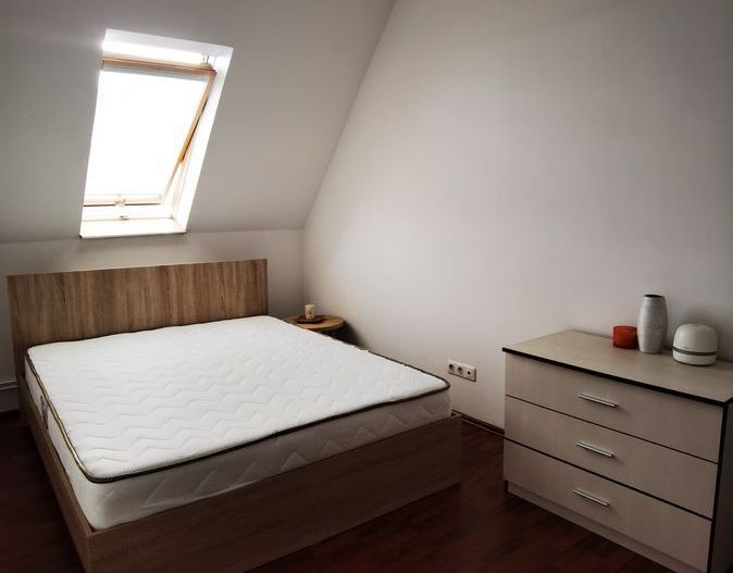 Apartament - mansarda 78.000 Girocului - Poză 6