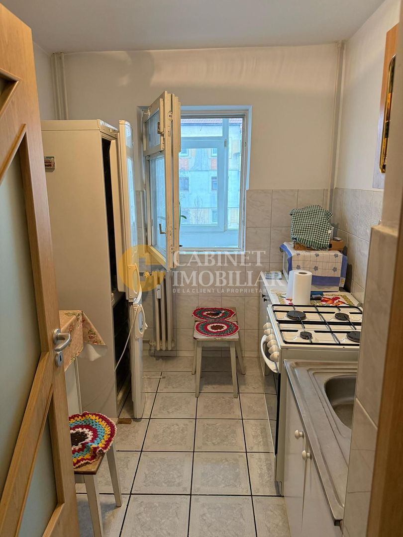 PODUL DE FIER - 2 CAMERE DECOMANDAT - ETAJ INTERDEMIAR - BLOC 80 - Poză 4