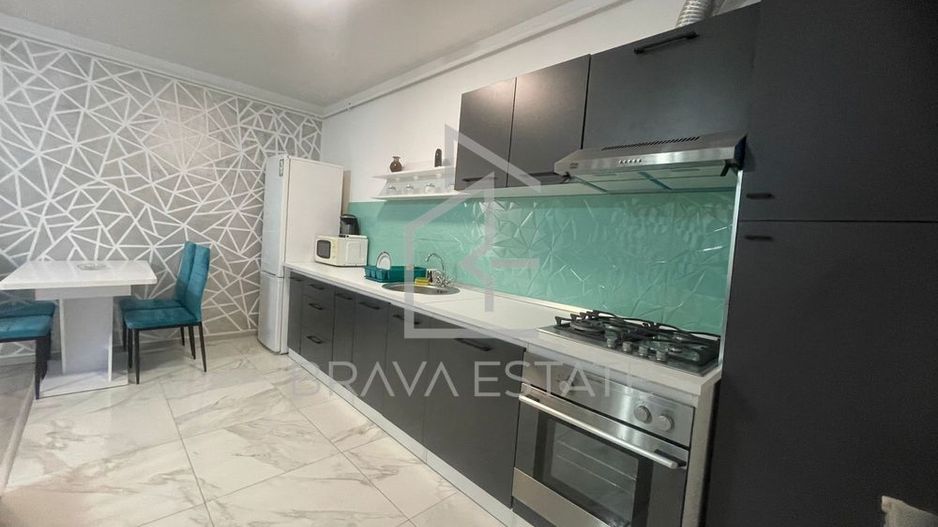 Apartament 2 camere, 36 mp, cu parcare, zona Stadionului, Floresti - Poză 1