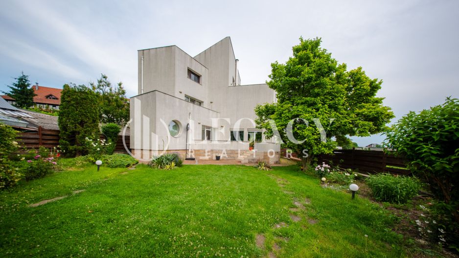 Vilă Exclusivistă în Copou – 680 mp Utili | Teren 1.414 mp - Poză 28