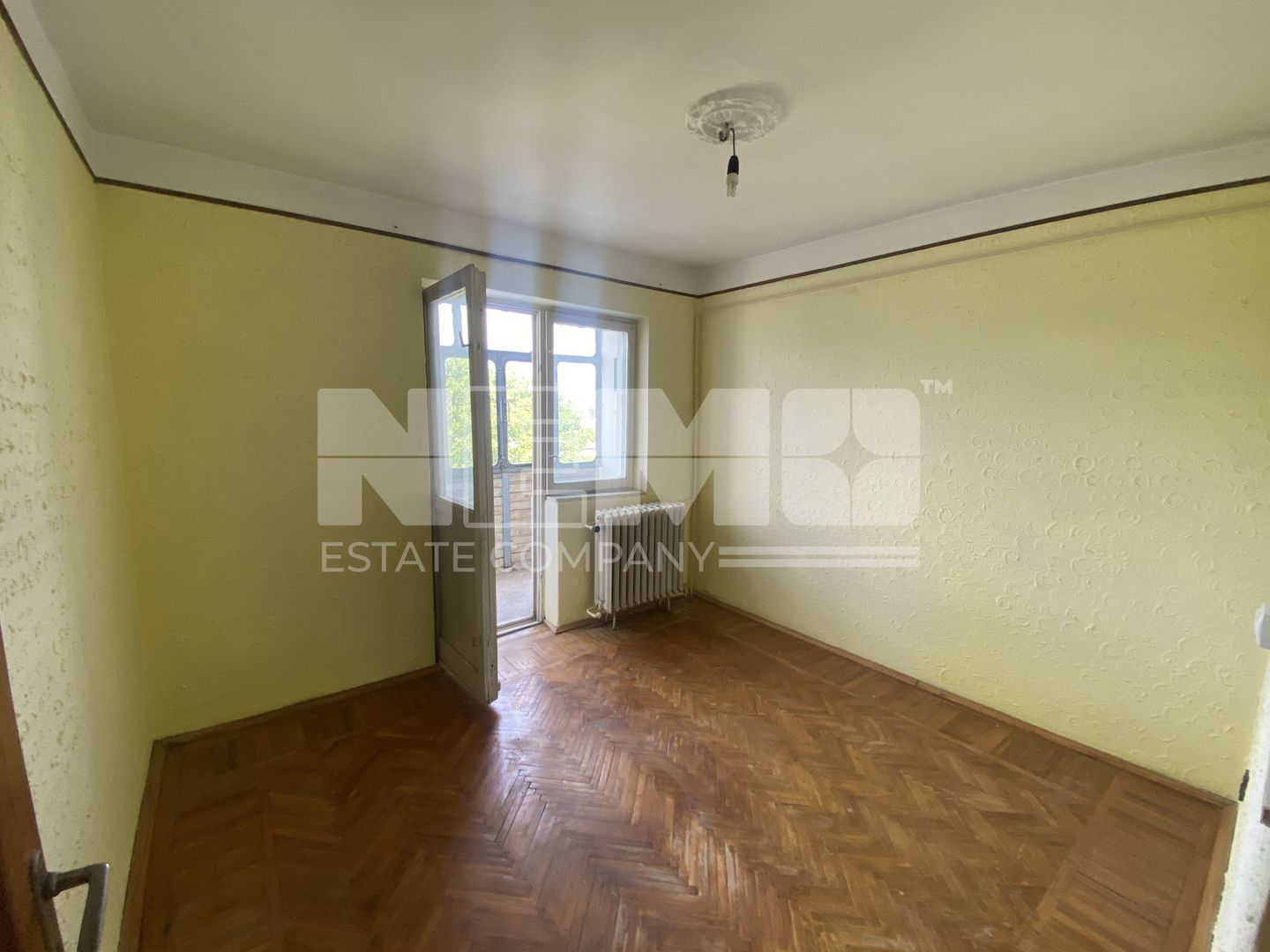 Apartament 2 camere | 45 mp | Zona Hurmuzachi | 34000 EUR - Poză 1