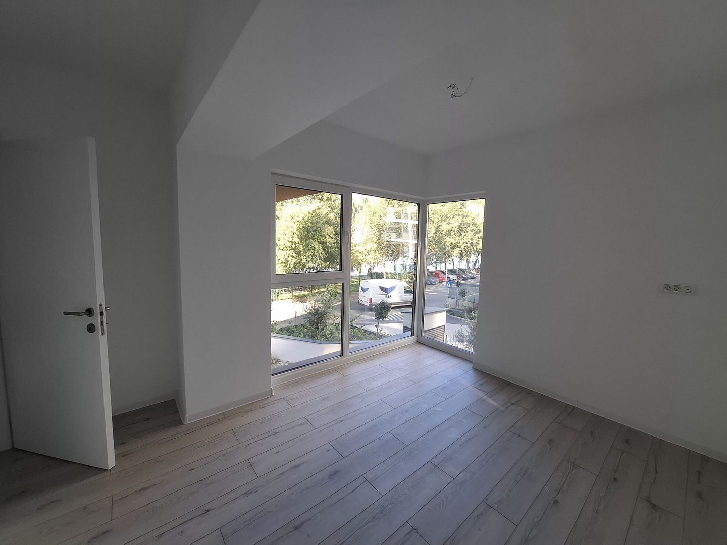 4 camere Bloc Nou Rezidential Birouri L330 GranVia Lake View - Poză 22