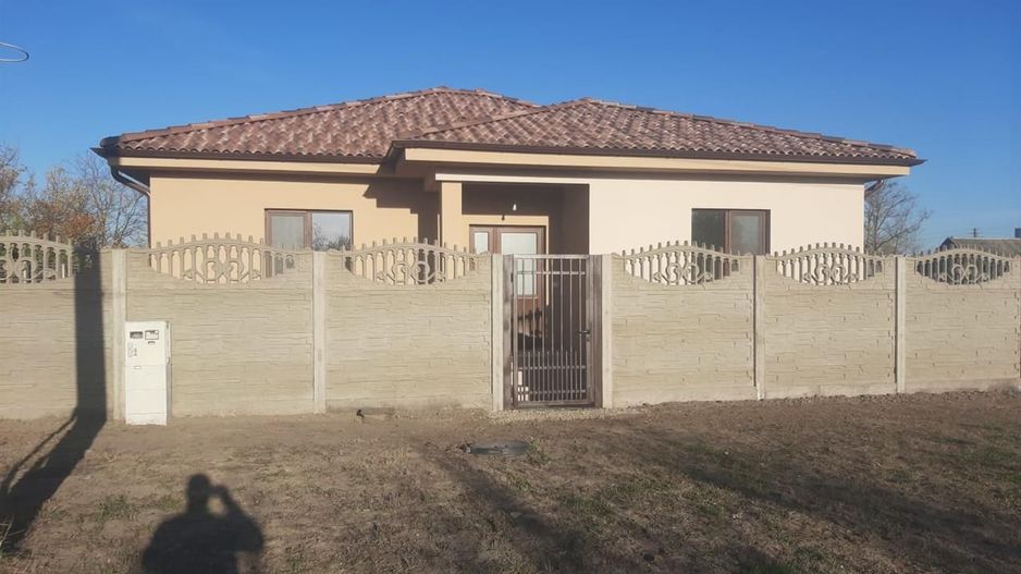 Casa individuala com Peciu Nou-  loc. Dinias - Poză 3