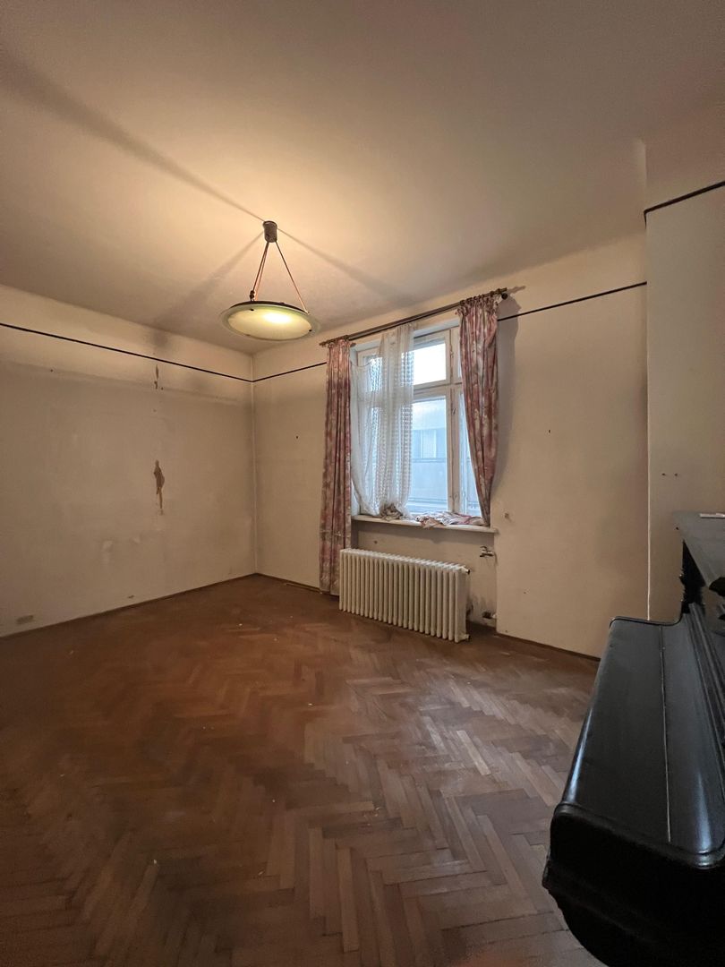 De Vanzare Apartament 4 camere in Vila, Cismigiu, sector 1 - Poză 2
