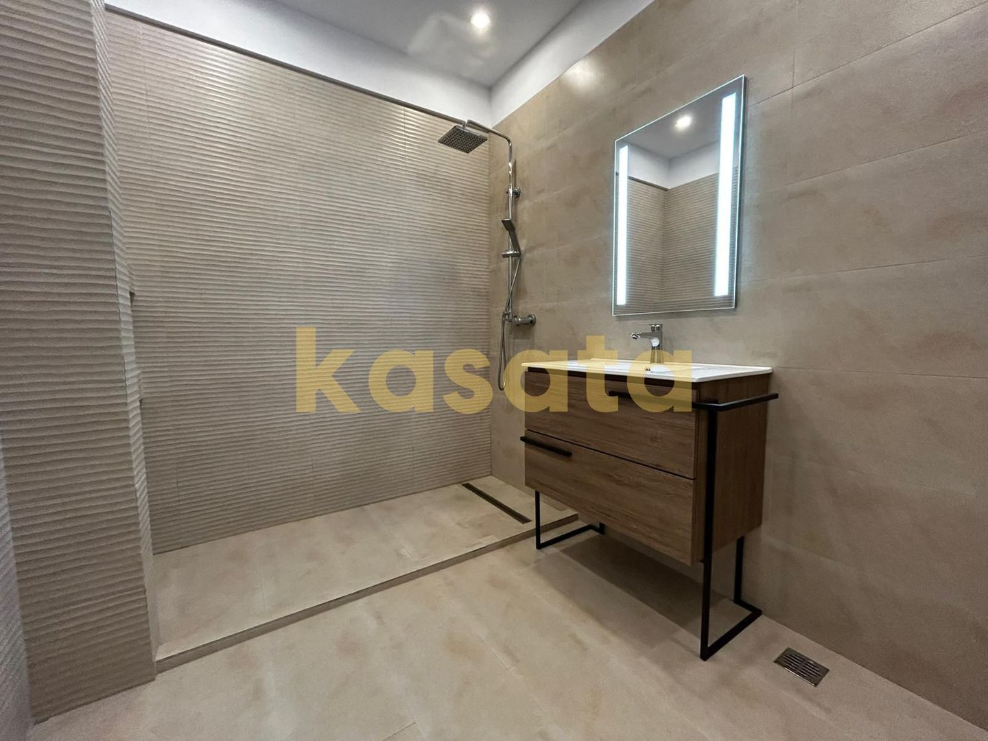 Apartament 105mp utili | curte 126mp| Parcare inclusă |Băneasa/Sisești - Poză 15