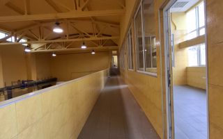 Hală + spații de birouri + apartament - Poză 3