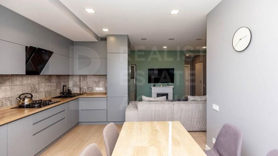 Chirie, apartament, 2 camere, str. Sprîncenoaia, Centru - Poză 1