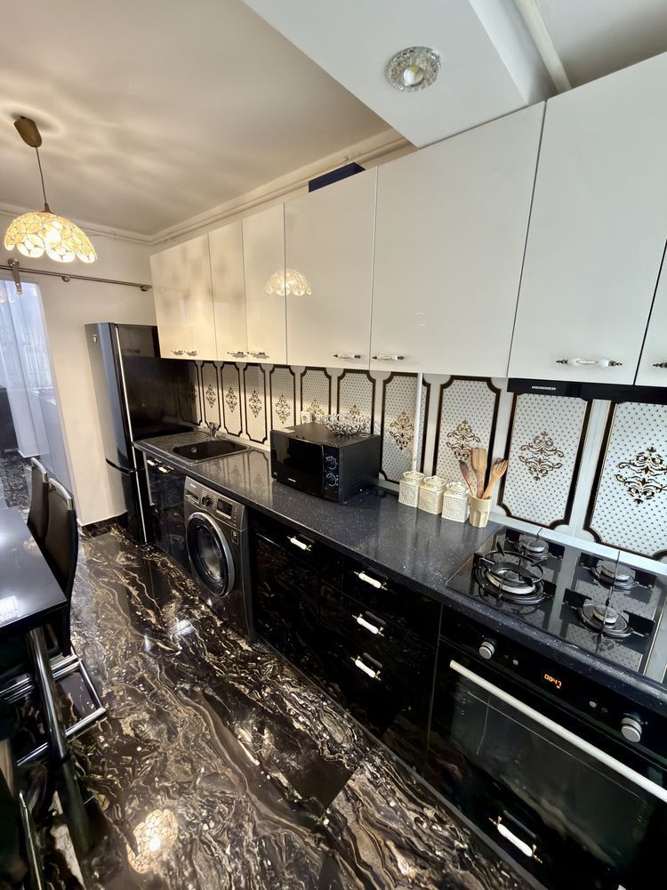 De inchiriat apartament 3 camere zona Tineretului - Poză 3