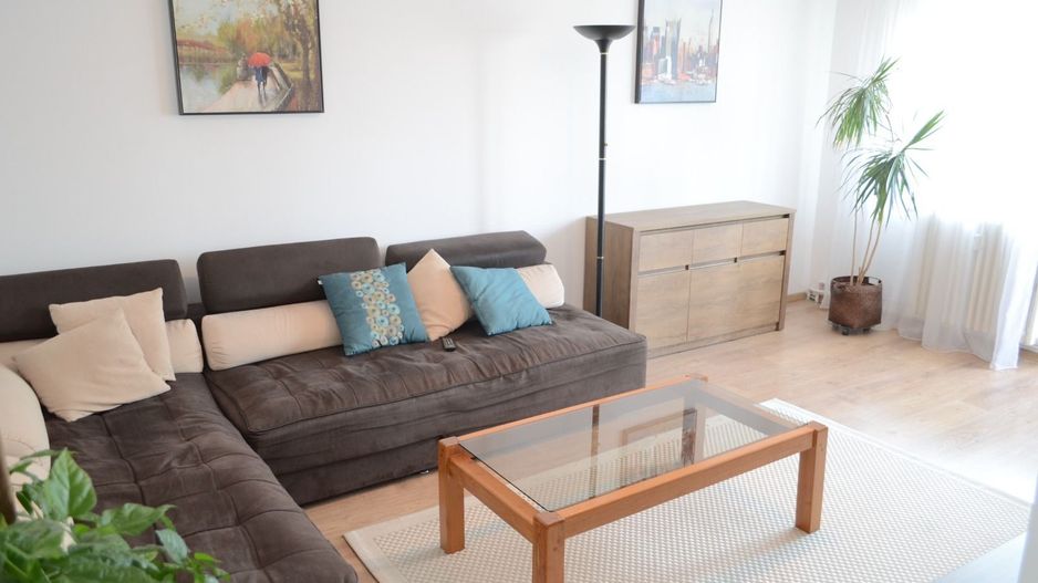 apartament 3 camere blv Nicolae Titulescu, zona FSPAC - Poză 1