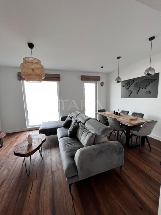 Casa cu 4 camere de vanzare in Floresti - Poză 4