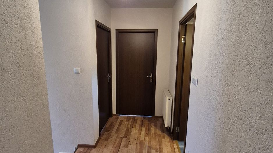 Vila Cornu-Prahova complet mobilata/utilata '' 350 mp + teren 500 mp'' - Poză 19