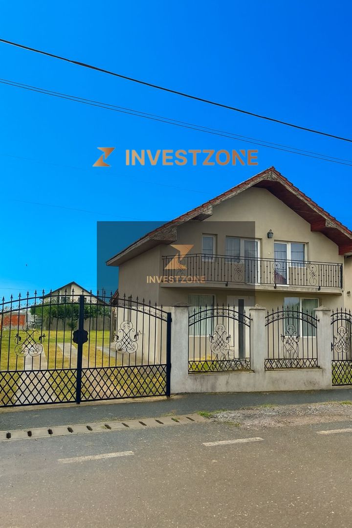 Casă cu teren generos Sântandrei Oradea - Poză 2