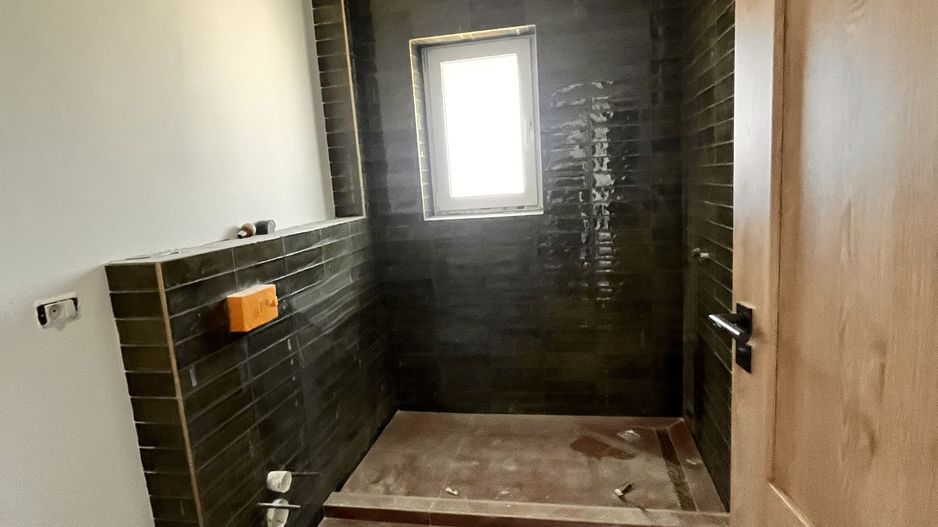 Apartament cu 2 camere   Et 2 I Suceava/BurdujeniI 71.500Euro - Poză 5