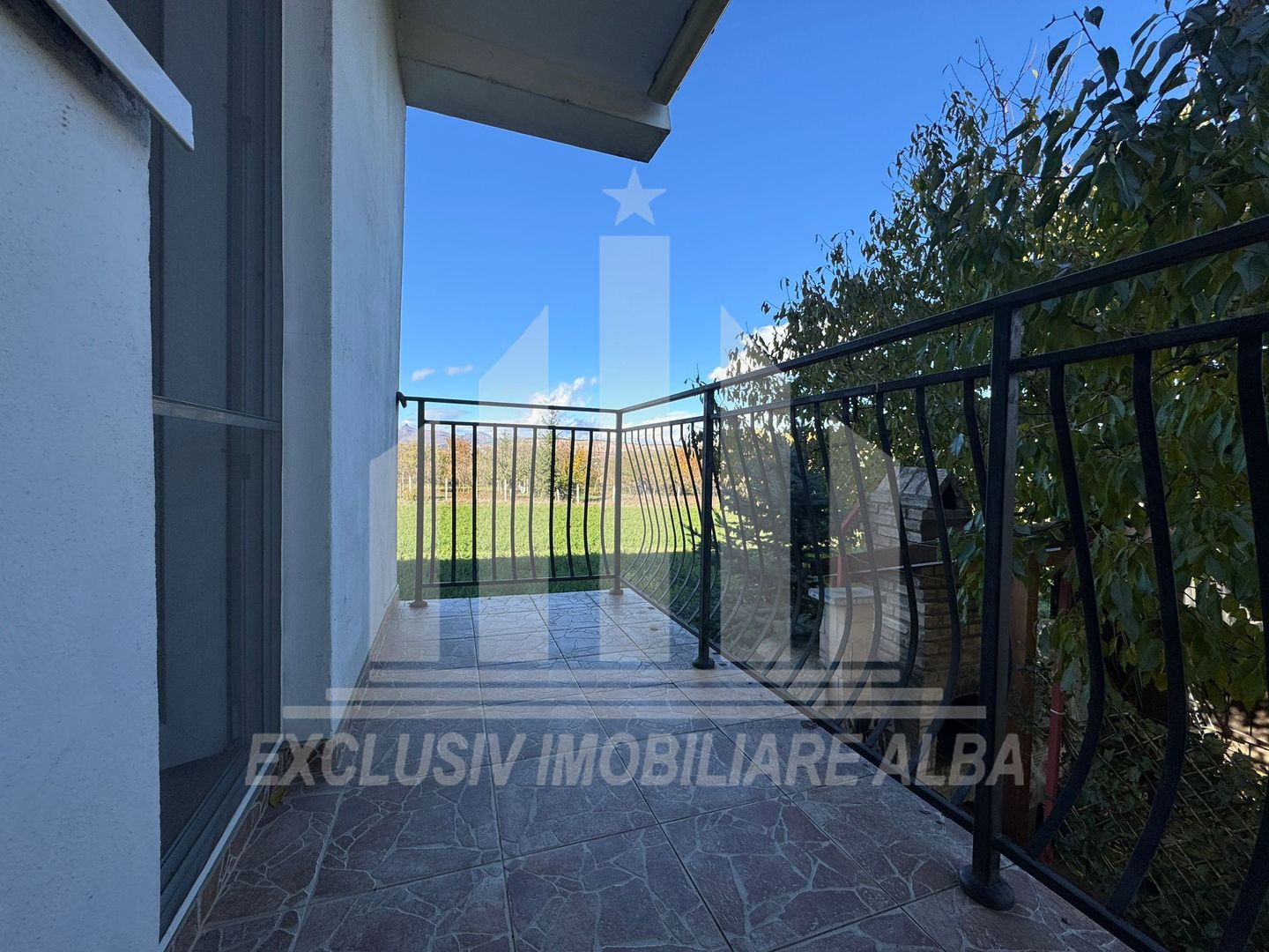 Apartament cu 3 camere de vanzare, Alba-Micesti - Poză 8