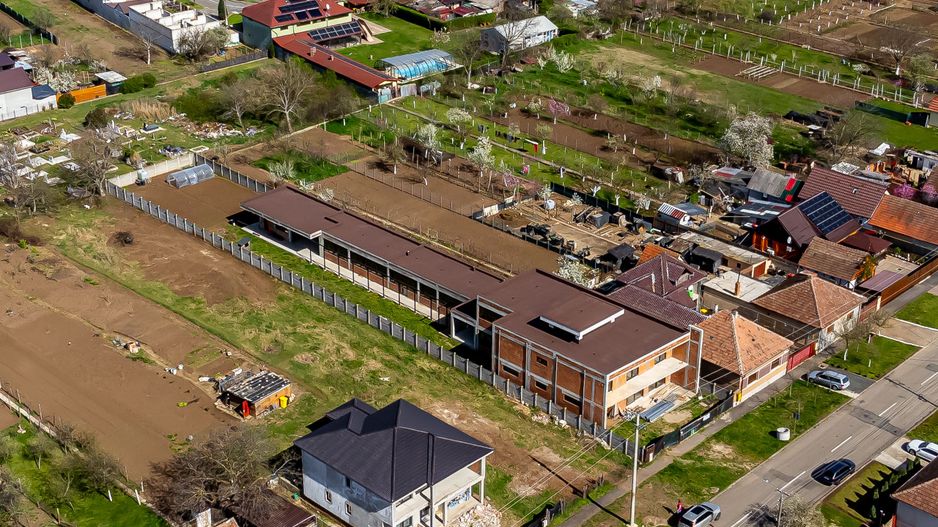 Pret redus Vilă impresionantă în Sânnicolau Mic Comision 0 - Poză 3