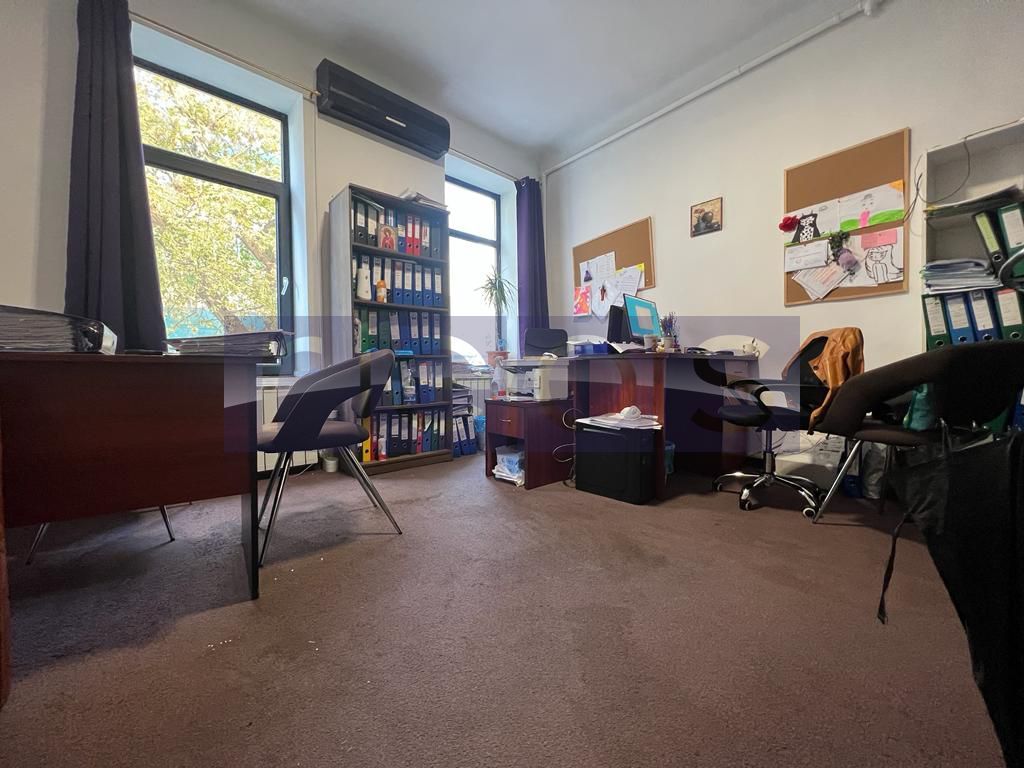 VANZARE CLADIRE BIROURI | D+P+2+M | ZONA UNIVERSITATE - Poză 1