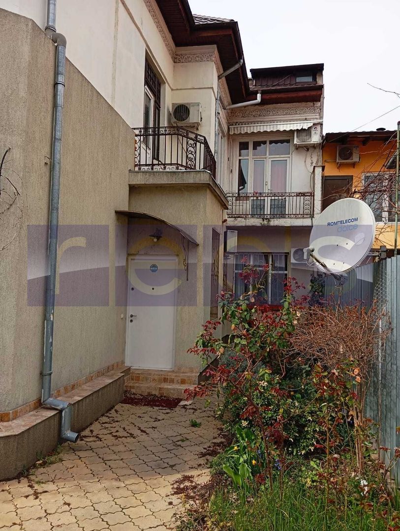 VANZARE VILA FORMATA DIN 3 APARTAMENTE | ZONA MALL VITA | - Poză 11