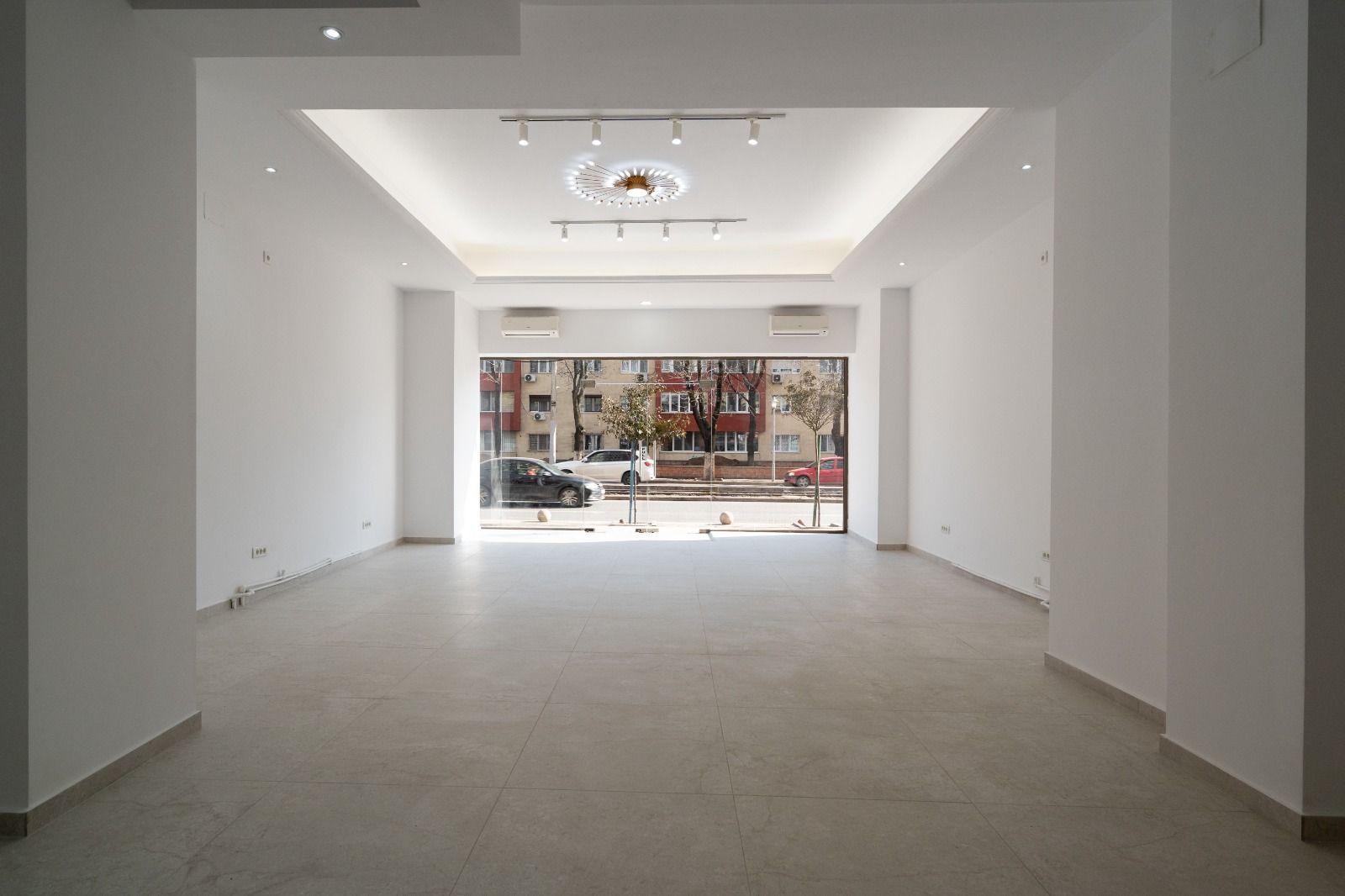 SPATIU COMERCIAL | OPORTUNITATE - Poză 2