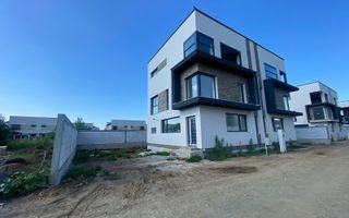 Casă cu Design Mediteranean în Selimbar – Strada Triajului - Poză 4