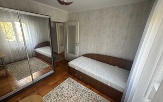 Apartament 3 camere decomandat, 70 mp, etaj 1/8, Bd. Socola – Podu Roș (zona Jumbo – Granit) - Poză 3